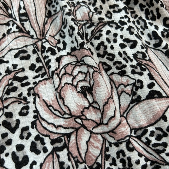 Tahari Floral Women’s Black & Pink PJ Bottoms
Size M - Picture 3 of 5